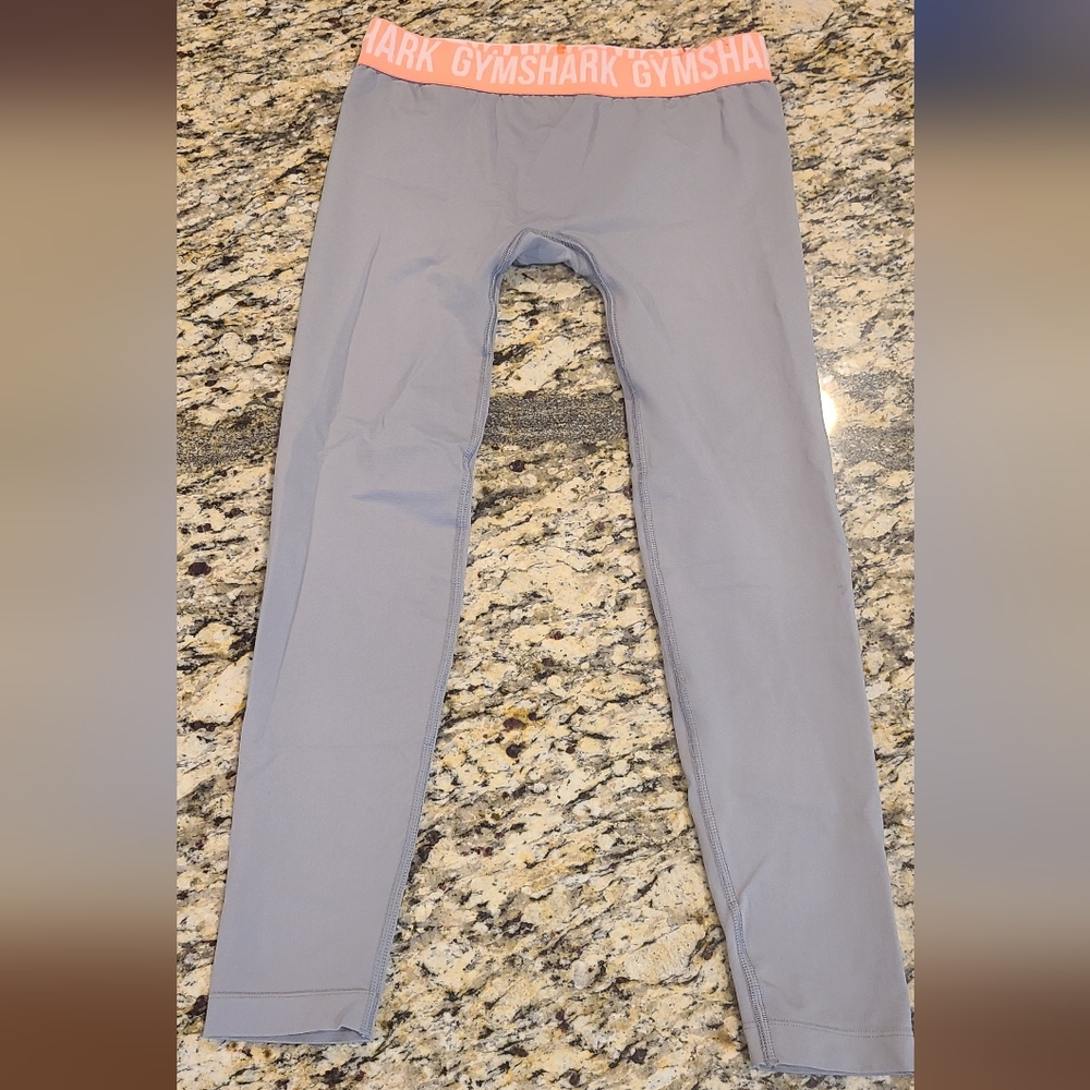 Gymshark Gray Leggins, Coral waist. Size Large.